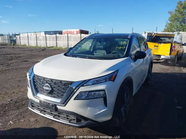 JN8BT3CB3PW223868 2023 NISSAN ROGUE - Image 2