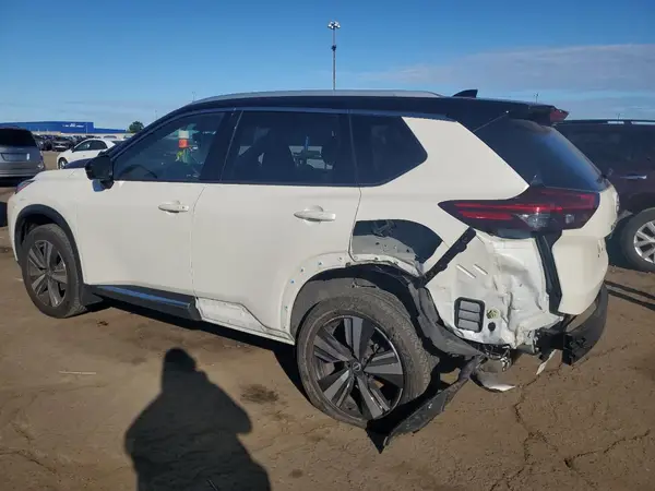JN8BT3CB3PW460179 2023 NISSAN ROGUE - Image 2