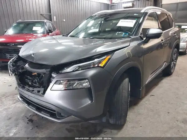 JN8BT3CB3PW470565 2023 NISSAN ROGUE - Image 2