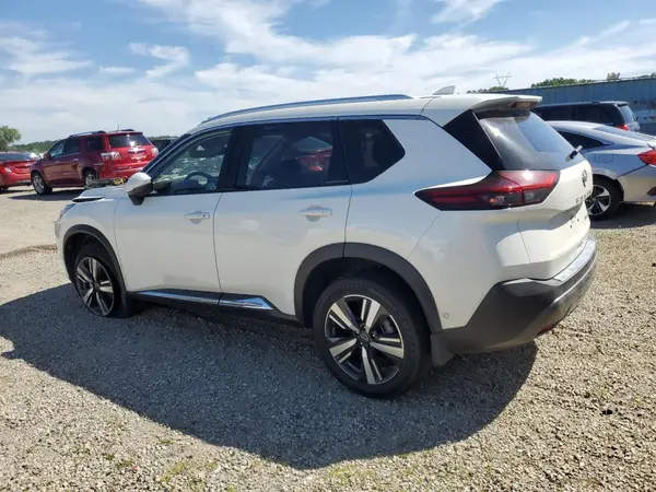 JN8BT3CB4PW462832 2023 NISSAN ROGUE - Image 2
