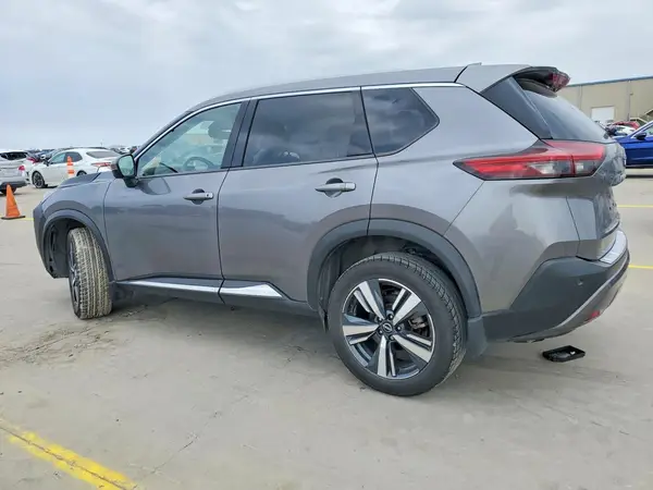 JN8BT3CB4PW464290 2023 NISSAN ROGUE - Image 2