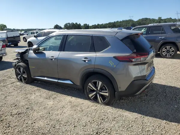 JN8BT3CB4PW469327 2023 NISSAN ROGUE - Image 2