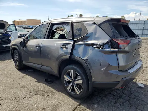 JN8BT3CB4SW141253 2025 NISSAN ROGUE - Image 2