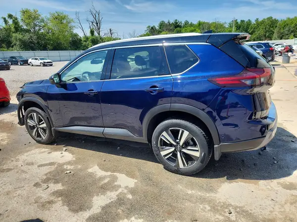 JN8BT3CB5RW172747 2024 NISSAN ROGUE - Image 2
