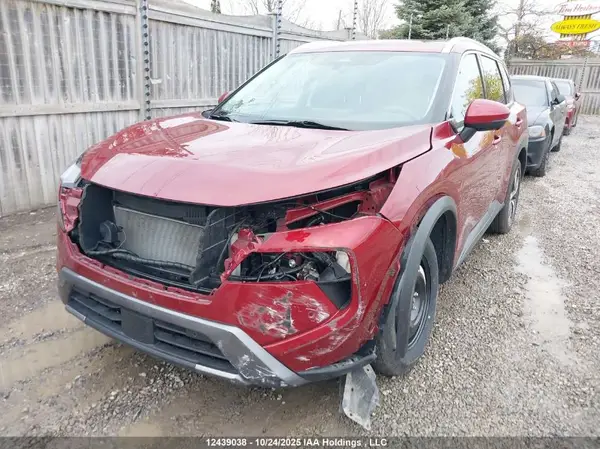 JN8BT3CB5RW177821 2024 NISSAN ROGUE - Image 2