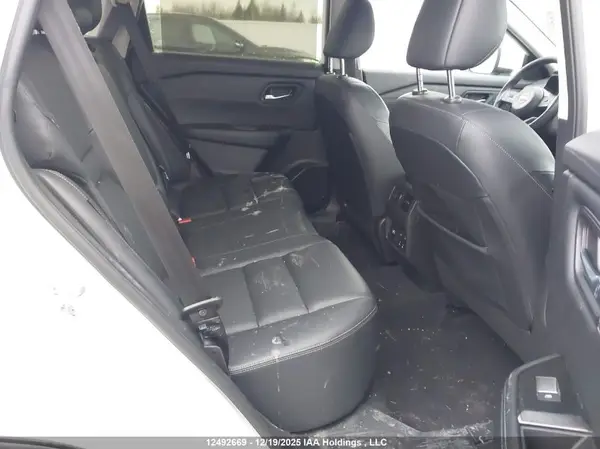 JN8BT3CB5RW446495 2024 NISSAN ROGUE - Image 8