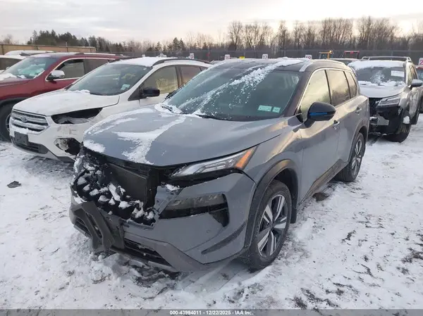 JN8BT3CB6RW174751 2024 NISSAN ROGUE - Image 2