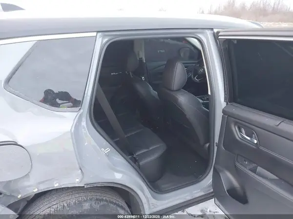 JN8BT3CB6RW174751 2024 NISSAN ROGUE - Image 8