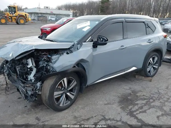 JN8BT3CB7PW188350 2023 NISSAN ROGUE - Image 2