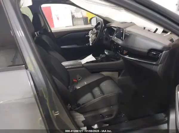 2023 NISSAN ROGUE IAAI lot 41286121 auction photo 5