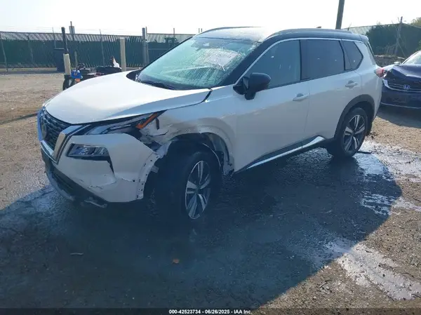 JN8BT3CB8PW186526 2023 NISSAN ROGUE - Image 2