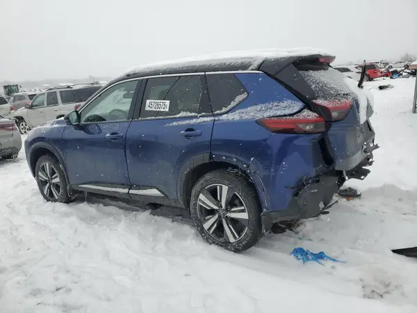 JN8BT3CB8PW477401 2023 NISSAN ROGUE - Image 2