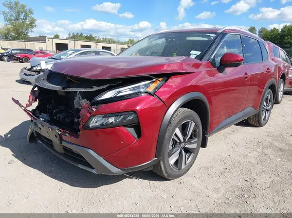 JN8BT3CB8RW174122 2024 NISSAN ROGUE - Image 2