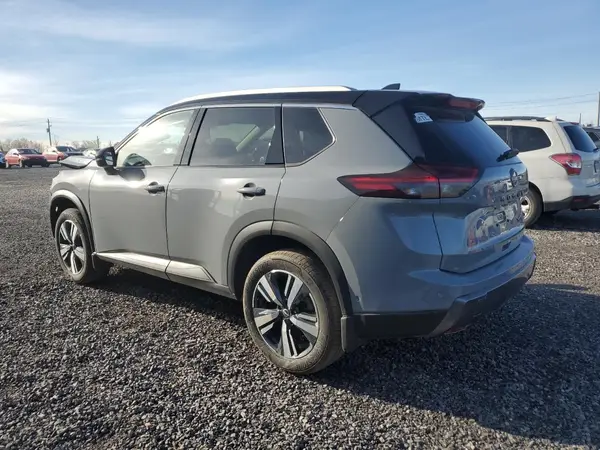 JN8BT3CB8RW422157 2024 NISSAN ROGUE - Image 2