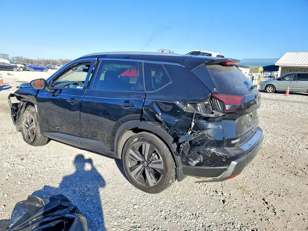 JN8BT3CB8RW431330 2024 NISSAN ROGUE - Image 2