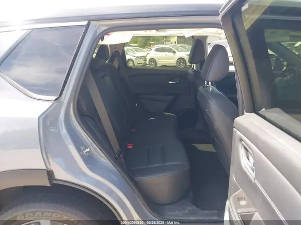 JN8BT3CB8RW446409 2024 NISSAN ROGUE - Image 8