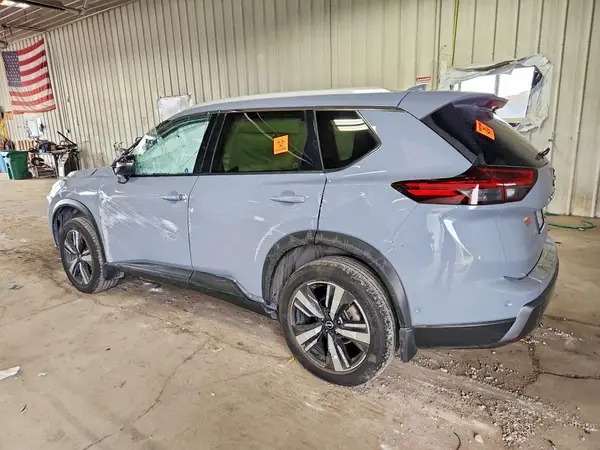 JN8BT3CB9RW174470 2024 NISSAN ROGUE - Image 2