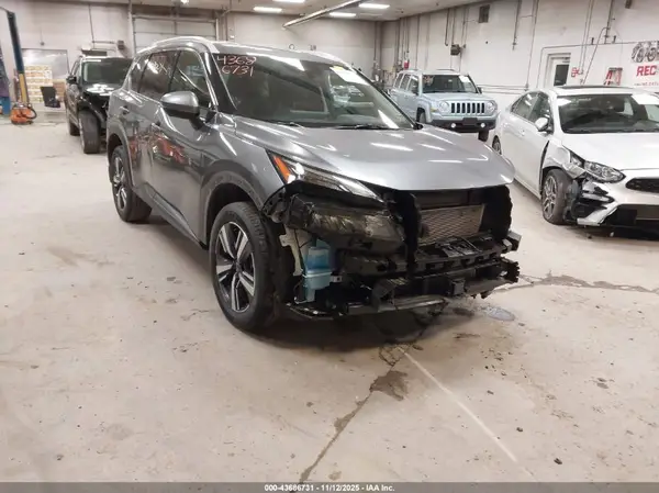 JN8BT3CB9SW154077 2025 NISSAN ROGUE - Image 1