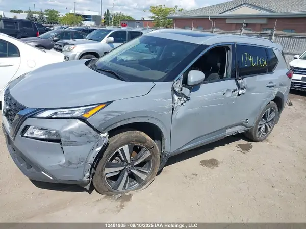 JN8BT3CBXNW332017 2022 NISSAN ROGUE - Image 2