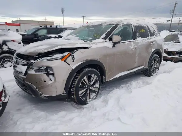 JN8BT3CBXRW423732 2024 NISSAN ROGUE - Image 2