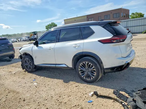 JN8BT3DC1RW381488 2024 NISSAN ROGUE - Image 2
