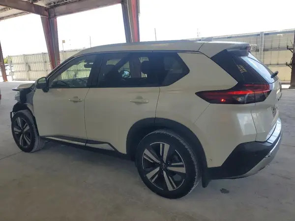 JN8BT3DC2PW102773 2023 NISSAN ROGUE - Image 2