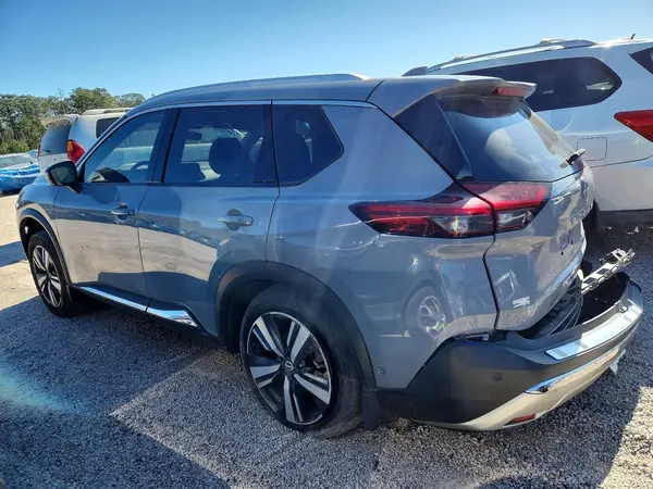 JN8BT3DC3NW118915 2022 NISSAN ROGUE - Image 2