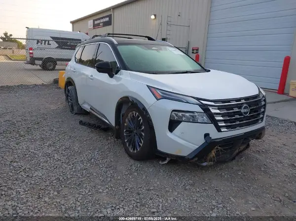 JN8BT3DC3SW101480 2025 NISSAN ROGUE - Image 1