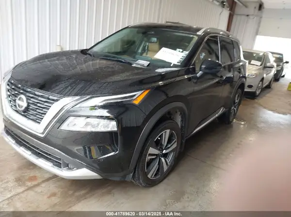 JN8BT3DC4PW106338 2023 NISSAN ROGUE - Image 2