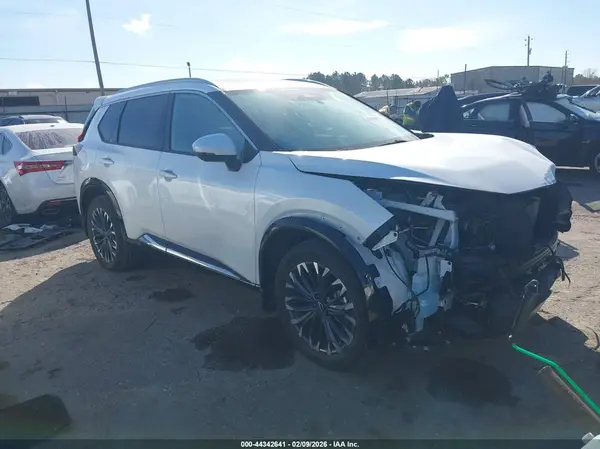 JN8BT3DC5RW380456 2024 NISSAN ROGUE - Image 1