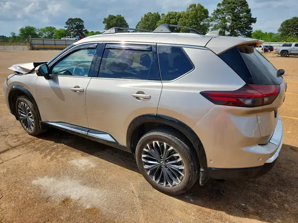 JN8BT3DC5SW102677 2025 NISSAN ROGUE - Image 2