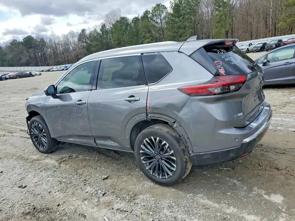 JN8BT3DC6RW382636 2024 NISSAN ROGUE - Image 2