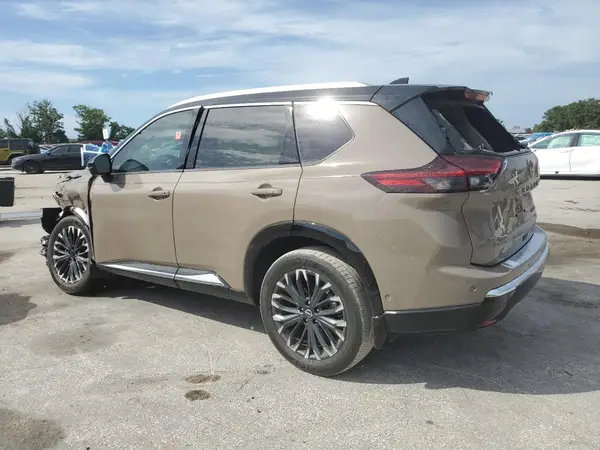 JN8BT3DC9RW070942 2024 NISSAN ROGUE - Image 2