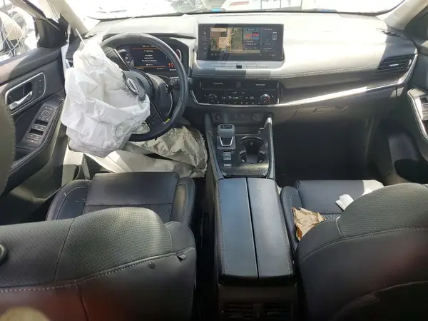 JN8BT3DC9RW071427 2024 NISSAN ROGUE - Image 8