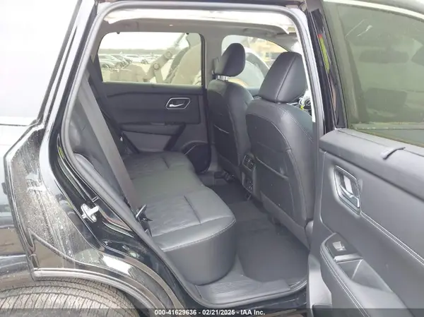 JN8BT3DC9RW381609 2024 NISSAN ROGUE - Image 8