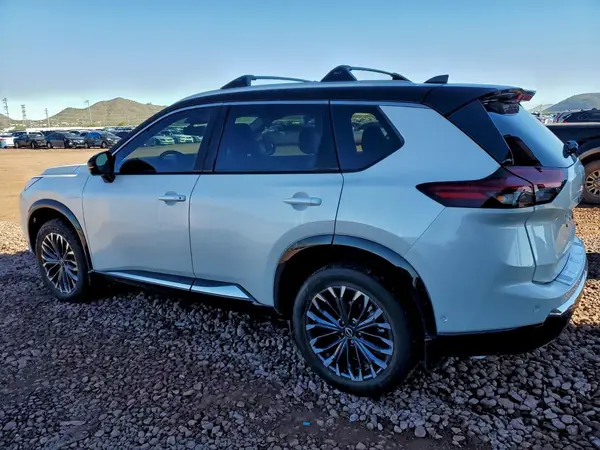 JN8BT3DC9SW100432 2025 NISSAN ROGUE - Image 2