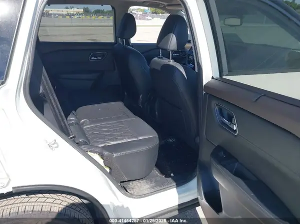 JN8BT3DD0PW302043 2023 NISSAN ROGUE - Image 8