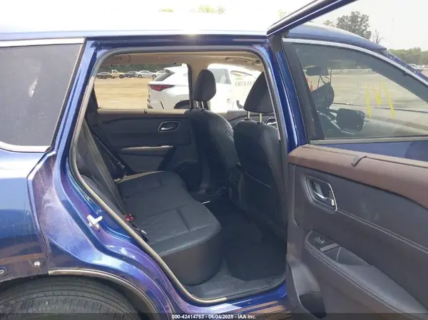 JN8BT3DD1NW272452 2022 NISSAN ROGUE - Image 8