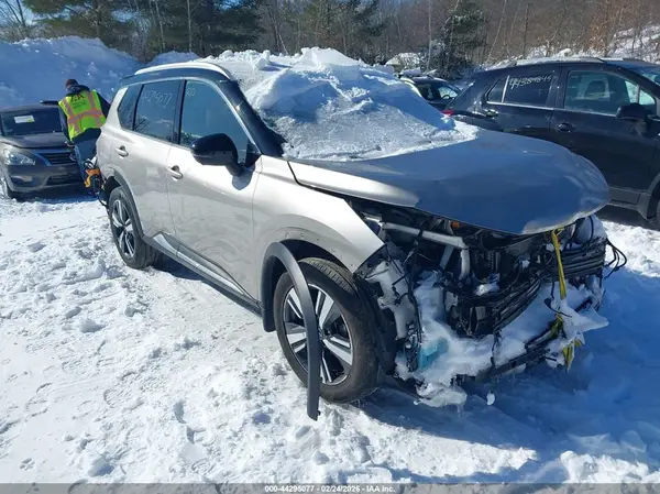 JN8BT3DD2NW271052 2022 NISSAN ROGUE - Image 1