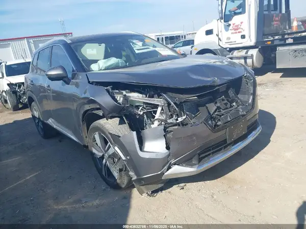 JN8BT3DD2PW320575 2023 NISSAN ROGUE - Image 1