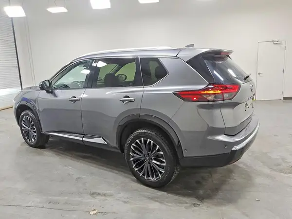 JN8BT3DD2RW455638 2024 NISSAN ROGUE - Image 2
