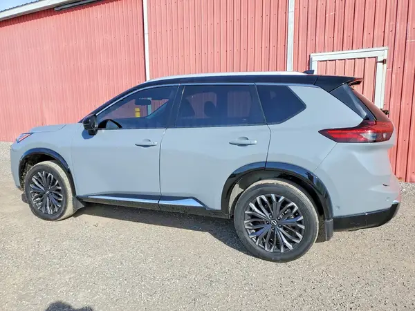 JN8BT3DD3RW250264 2024 NISSAN ROGUE - Image 2