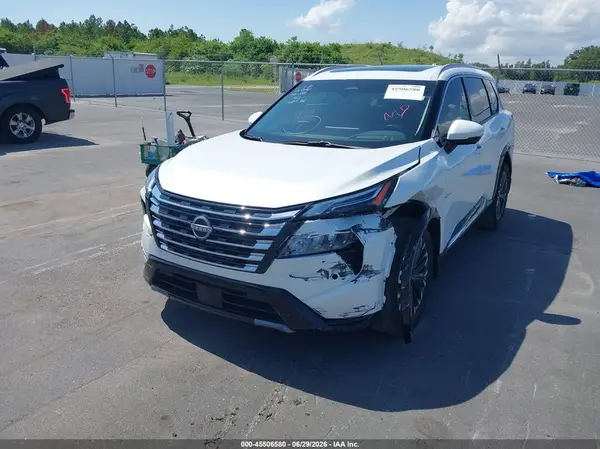JN8BT3DD3TW472360 2026 NISSAN ROGUE - Image 2