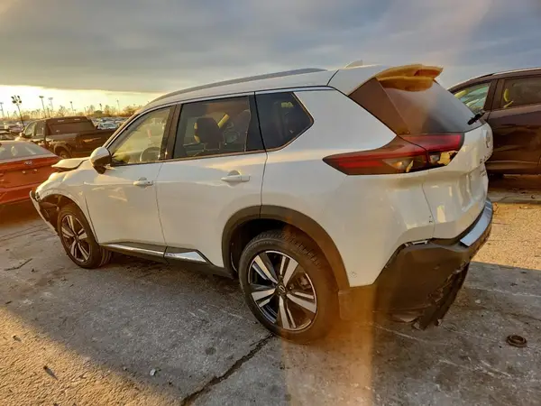 JN8BT3DD4NW271019 2022 NISSAN ROGUE - Image 2