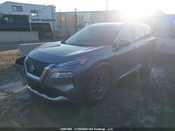 JN8BT3DD4PW316785 2023 NISSAN ROGUE - Image 2