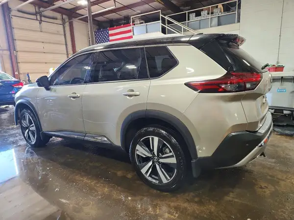 JN8BT3DD5NW273247 2022 NISSAN ROGUE - Image 2