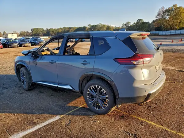 JN8BT3DD5SW305464 2025 NISSAN ROGUE - Image 2