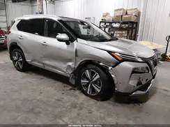 JN8BT3DD6NW270776 2022 NISSAN ROGUE