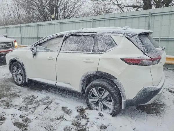 JN8BT3DD6NW273502 2022 NISSAN ROGUE - Image 2