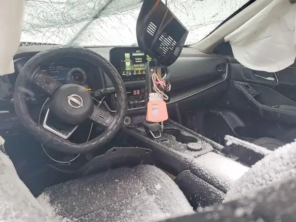JN8BT3DD6NW273502 2022 NISSAN ROGUE - Image 8